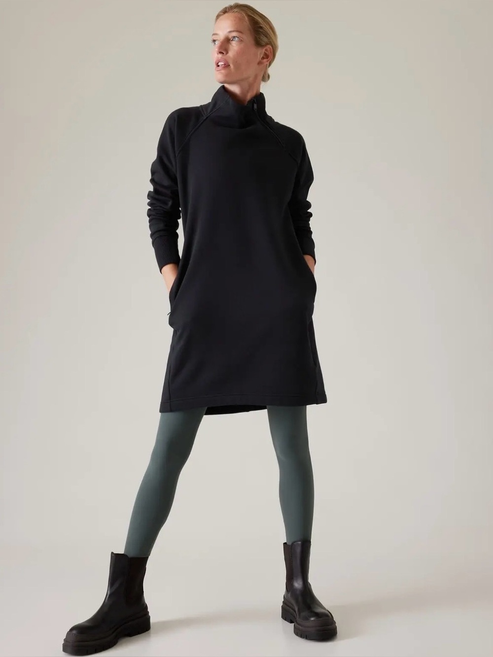 Athleta Cozy Karma Asymmetrical Long-Sleeve Funnel Neck sweatshirt size Medium